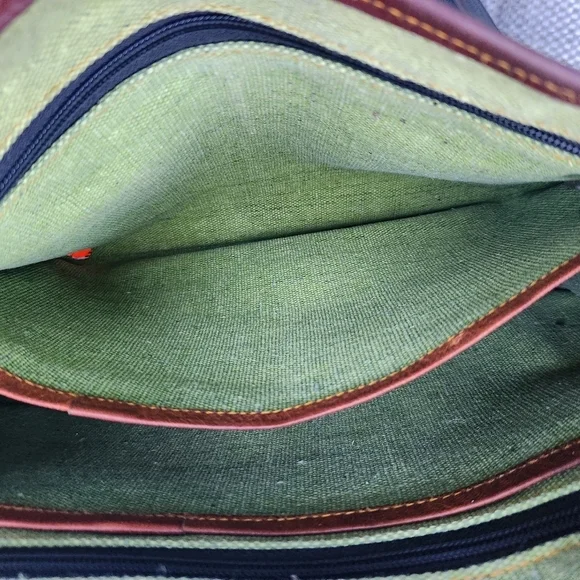 Vintage Messenger Bag Leather Brown Medium Lined Satchel Pockets Shoulder Strap - Picture 7 of 13